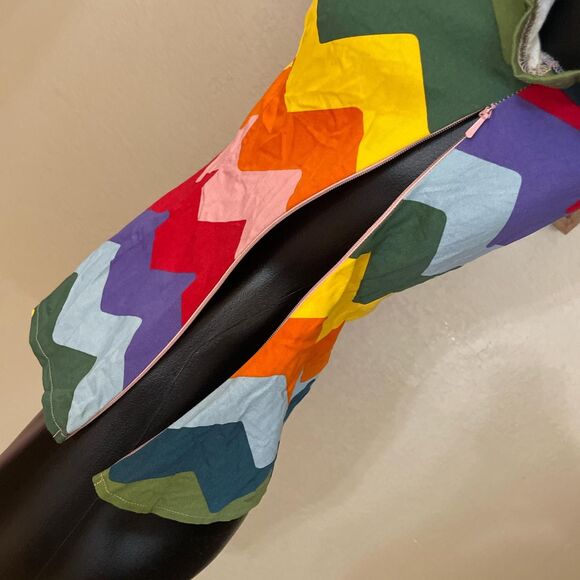 Collectif Rainbow Shirt - Picture 6 of 9